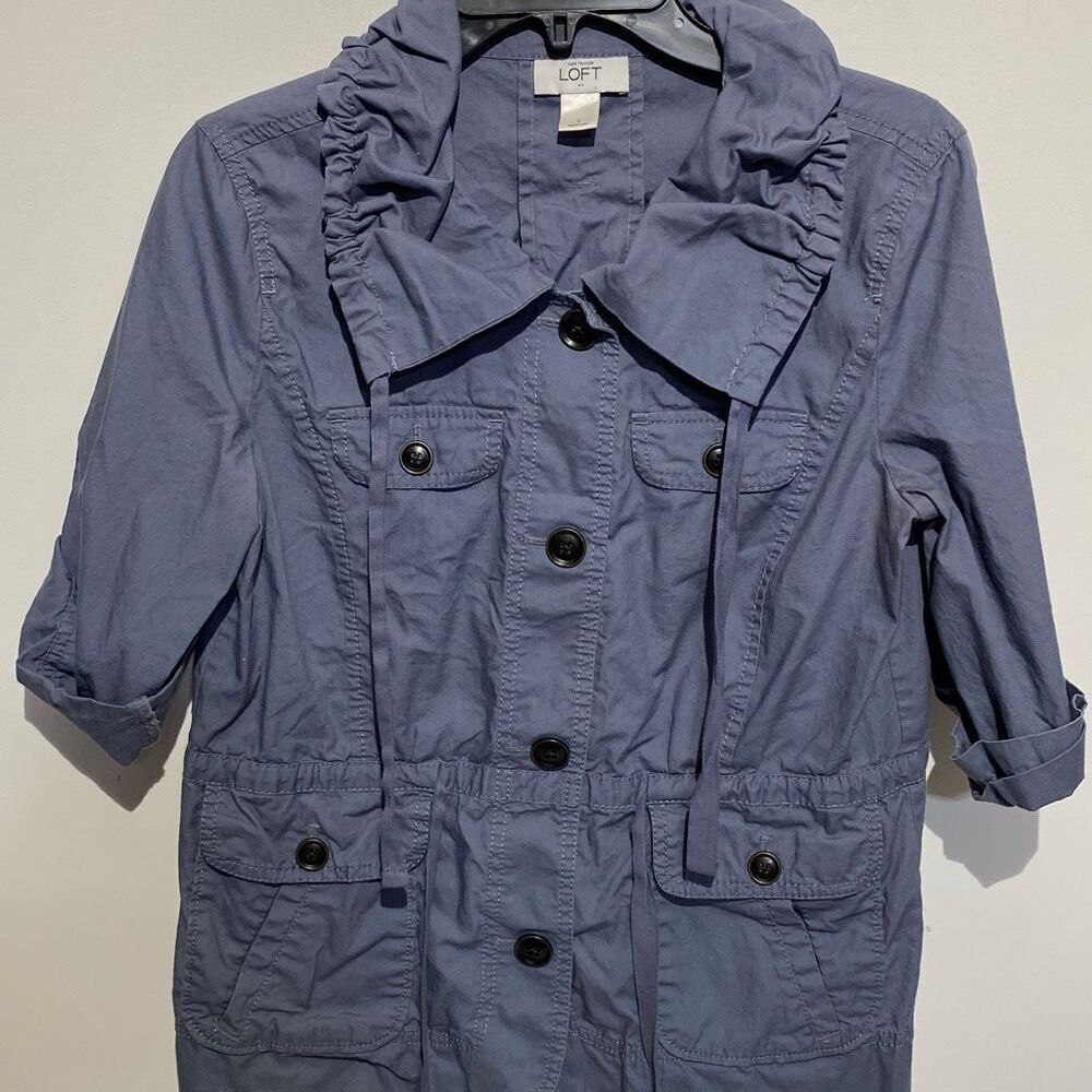 Ann‎ Taylor LOFT Women's Slate Blue Tab Sleeve Lightweight Utility shirt Small
